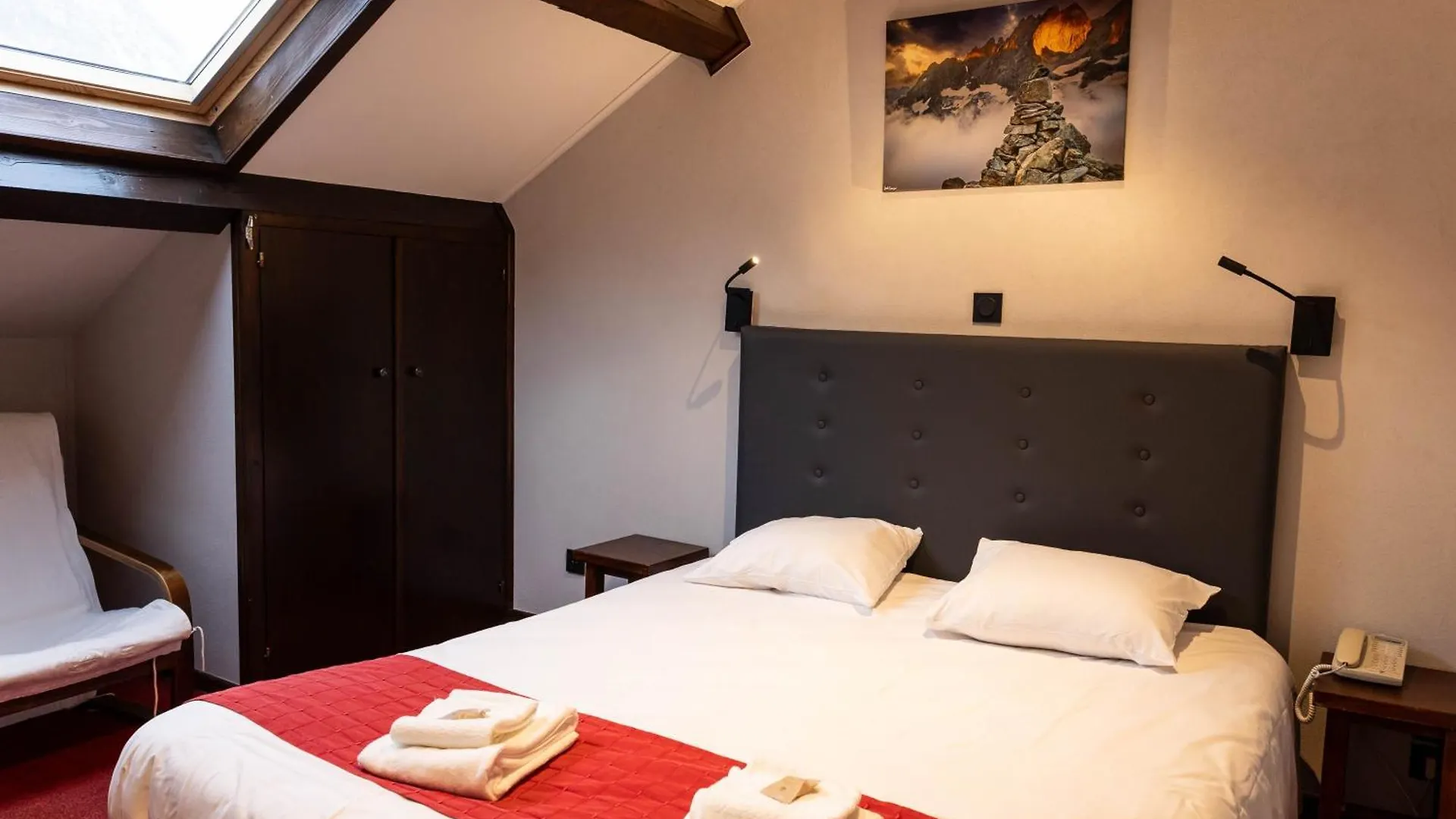 Hotel Castillan La Grave 3*,